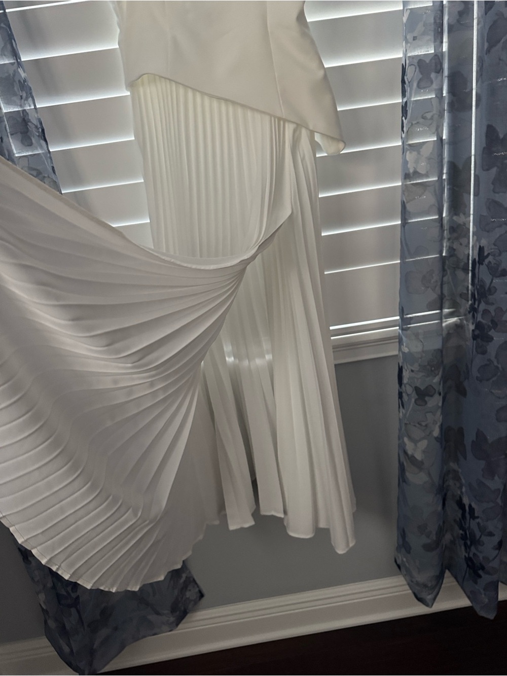 Strapless White Pleated Split  Maxi Dress - Picture 7 of 7